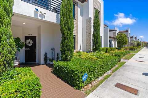 21018 NE 8th Ave, Miami, FL 33179