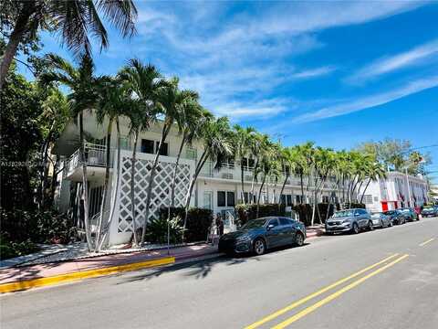 745 13th St, Miami Beach, FL 33139