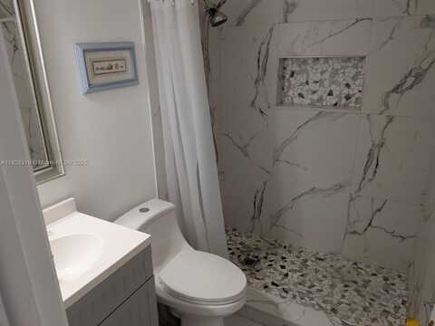 6201 SW 37th St, Davie, FL 33314