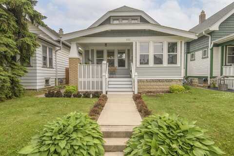 3151 S California St, Milwaukee, WI 53207