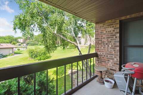 9002 W Lisbon Ave, Milwaukee, WI 53222