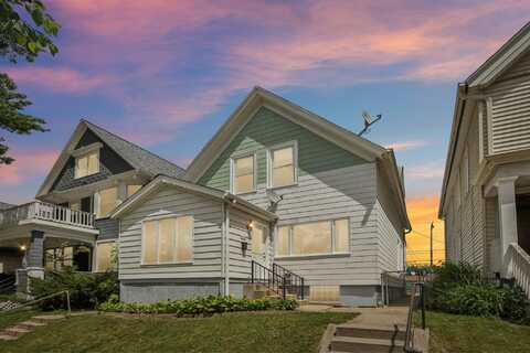3118 N Bartlett Ave, Milwaukee, WI 53211