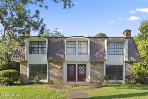 1121 Woodfield Drive, Jackson, MS 39211