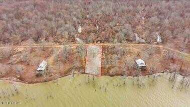 000 Pecan Grove Road, Woodville, MS 39669
