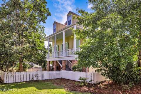 11 Devils Elbow, Diamondhead, MS 39525