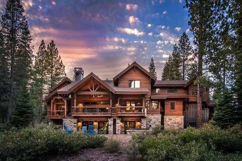 8208 Valhalla Drive, Truckee, CA 96161