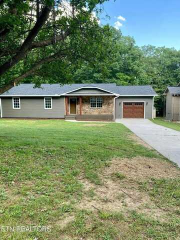 506 Snead Drive, CROSSVILLE, TN 38558