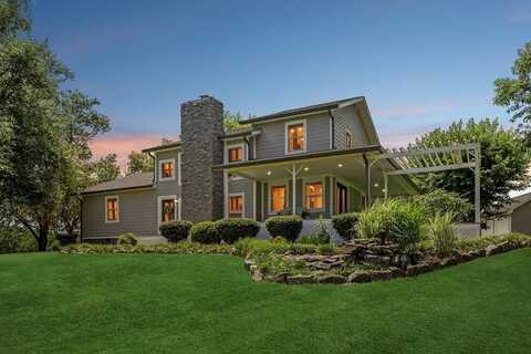 371 Maple St, GORDONSVILLE, TN 38563
