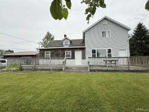 4060 18th, Escanaba, MI 49829