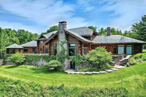 19210 W Mamie Lk, Watersmeet, MI 49969