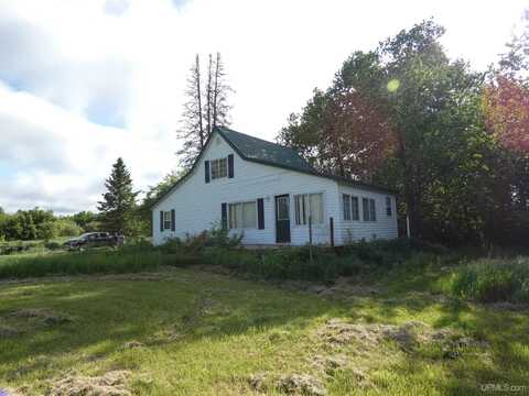 24783 Mud Creek, Mass City, MI 49929
