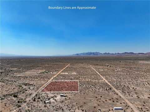 N Dilkon Road, Golden Valley, AZ 86413