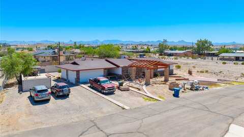 2332 Hummingbird Lane, Bullhead City, AZ 86442