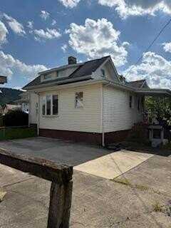8 Lydia Lane, Wheeling, WV 26003