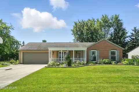 801 Daisy Drive, Wapakoneta, OH 45895