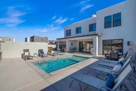 2227 N Double Eagle LN, Washington, UT 84780