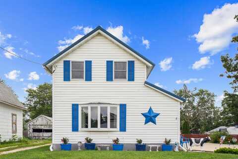 555 6th Street, Jesup, IA 50648