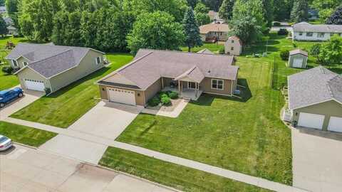 314 Tumbleweed Trail, Waverly, IA 50677