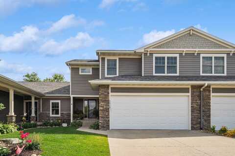 4616 Whispering Pines Circle, Cedar Falls, IA 50613