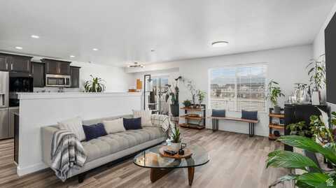 466 S DAY DREAM, Saratoga Springs, UT 84045