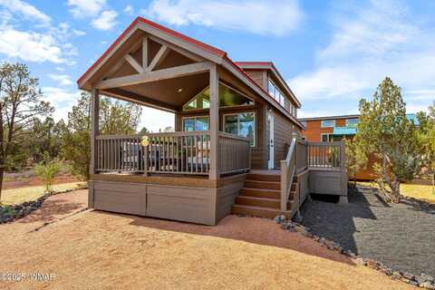 2746 Columbia Lane, Overgaard, AZ 85933