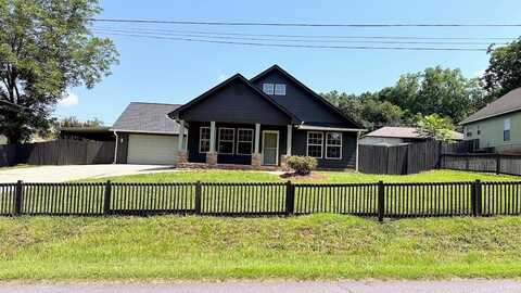 331 East Columbus Street, Dadeville, AL 36853