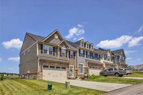 1006 Callaway Dr, Jeannette, PA 15644