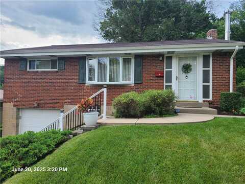 3381 Columbia Dr, Castle Shannon, PA 15234