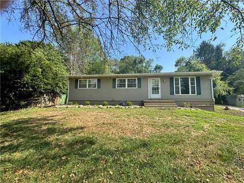 16 Birch Dr, Hempfield Twp, PA 16125