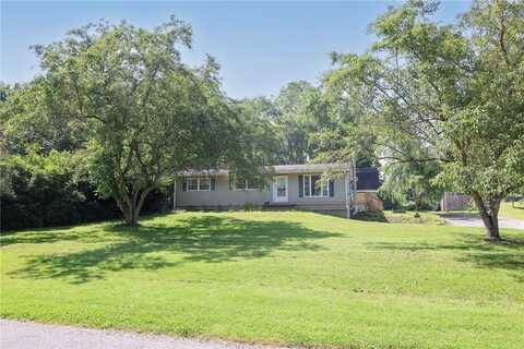 16 Birch Dr, Hempfield Twp, PA 16125