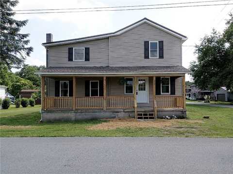 324 Hoover St, Saint Clair, PA 15954