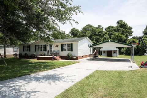 305 Moores Landing Road, Hampstead, NC 28443
