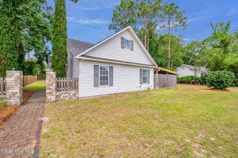 711 Navaho Trail, Wilmington, NC 28409