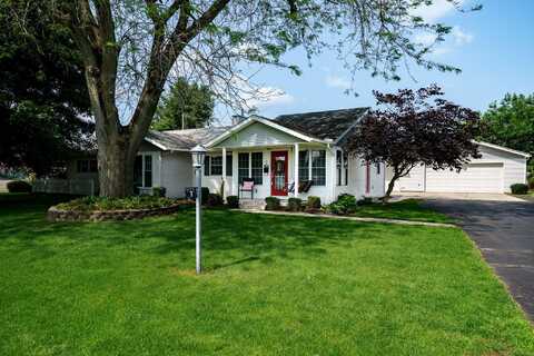 7 Kiser Drive, Tipp City, OH 45371