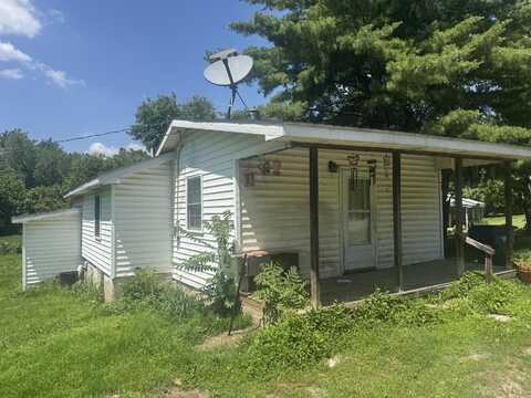 5570 Wynn Road, Springfield, OH 45502