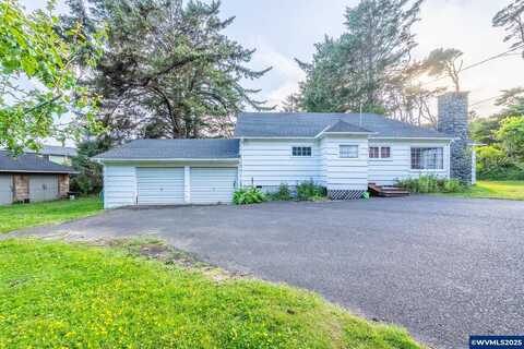 1756 NW 35th Pl, Lincoln City, OR 97367