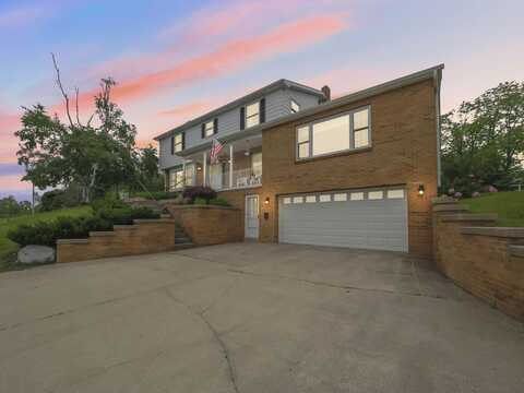1111 Petoskey Street, Petoskey, MI 49770