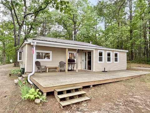 5530 Wolf Lake Drive, Lewiston, MI 49756