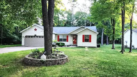 1092 Goldenrod Drive, Houghton Lake, MI 48629