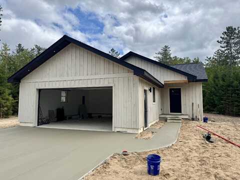 951 Krys Road, Gaylord, MI 49735