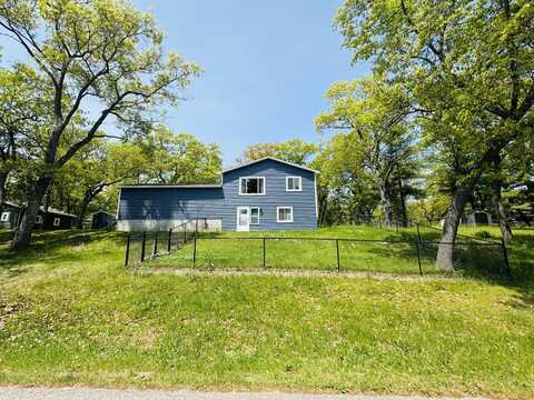 3554 Hillcrest Drive, Oscoda, MI 48750