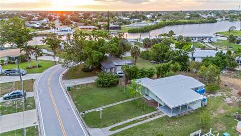 180 PALMETTO CIRCLE NE, PORT CHARLOTTE, FL 33952
