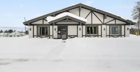 2029 S Otsego Avenue, Gaylord, MI 49735