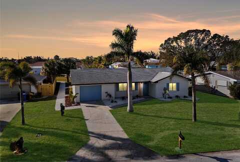 105 12TH STREET SW, RUSKIN, FL 33570