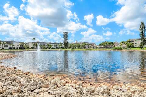 1000 MANATEE Road unit: A-306, Naples, FL 34114