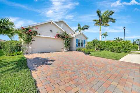 692 HADLEY Street E, Naples, FL 34104