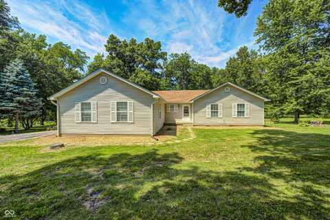 494 W Greencastle Road, Mooresville, IN 46158