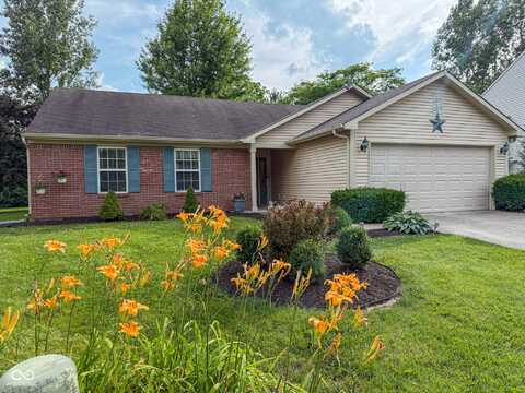 9947 Comb Run Court, Avon, IN 46123