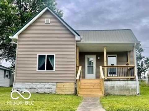 120 W Warren Street, Mitchell, IN 47446