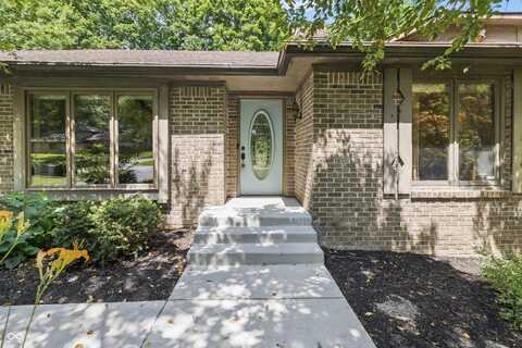 604 Oak Blvd W Drive, Greenfield, IN 46140